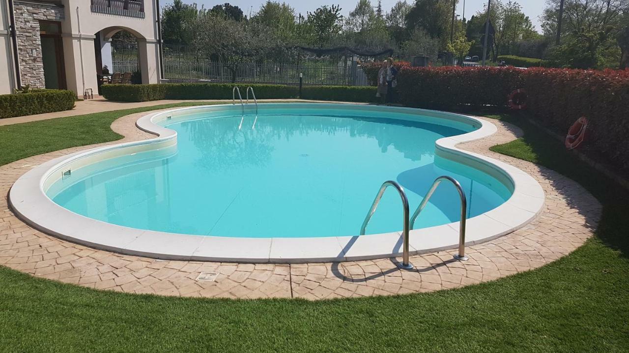 Villa Villacolle Sirmione Exterior photo